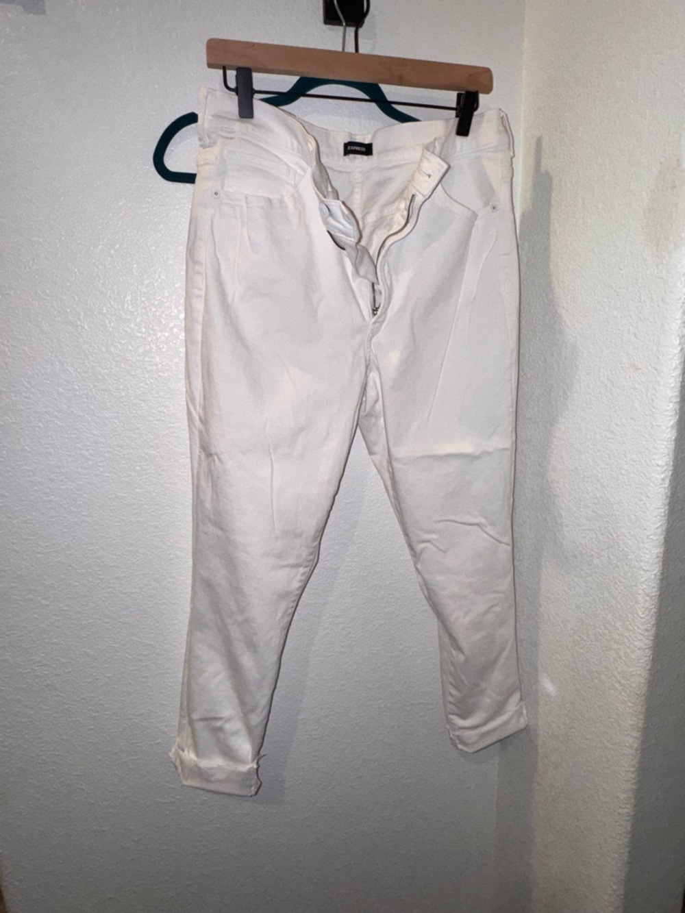 Express Slim White ankle jeans